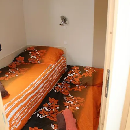 キャンプ場 Mobile Homes Sunrise Park Umag
